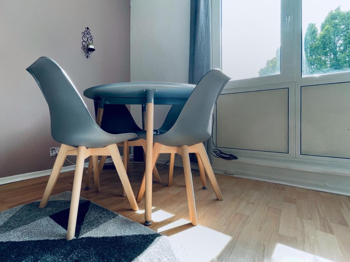 Noah'S Place In Mile End London Luaran gambar