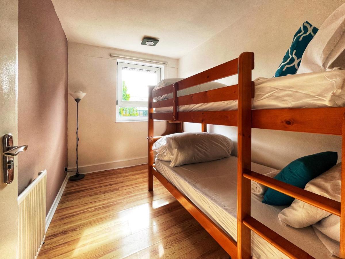 Noah'S Place In Mile End London Luaran gambar
